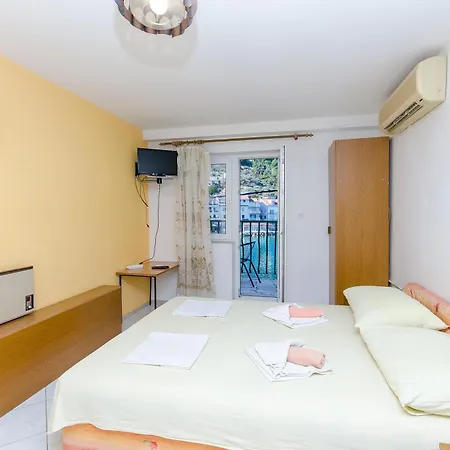 Klara And Rio * Stomorska