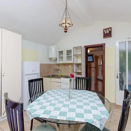 Klara And Rio Daire *